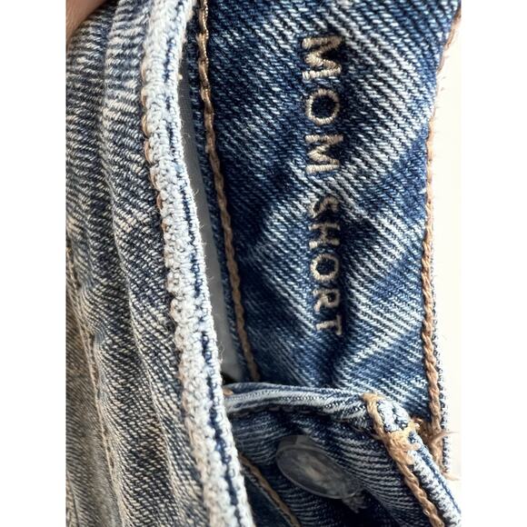 AEO Mom Short Cross Over Waistband Distressed Jean Shorts Size 0 - Picture 5 of 5